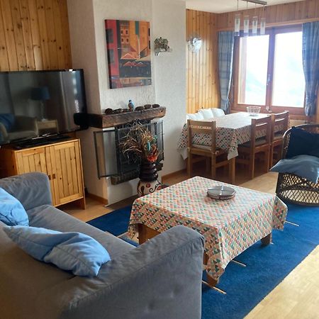 La Foret Apartment With Spectacular Mountain Views Нендаз Екстериор снимка