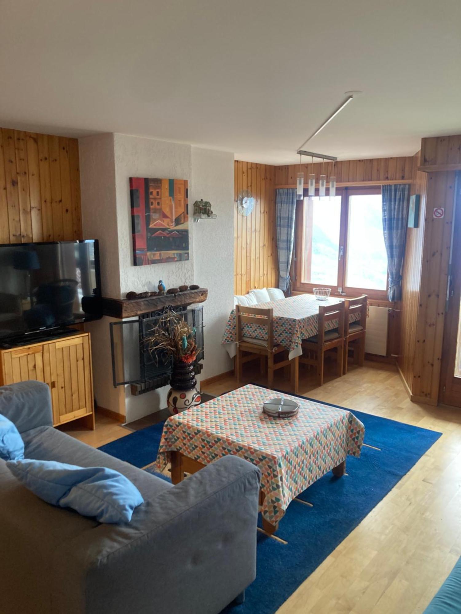 La Foret Apartment With Spectacular Mountain Views Нендаз Екстериор снимка