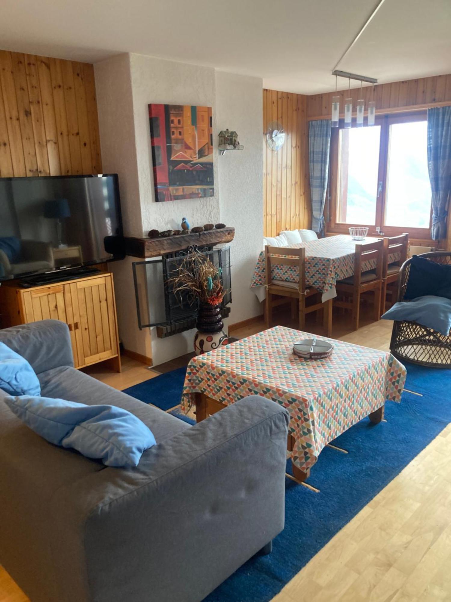 La Foret Apartment With Spectacular Mountain Views Нендаз Екстериор снимка
