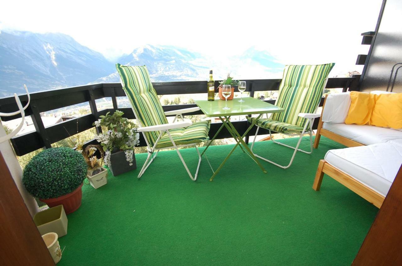 La Foret Apartment With Spectacular Mountain Views Нендаз Екстериор снимка